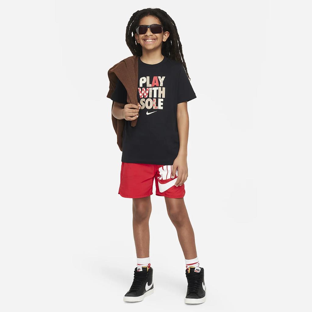 Nike Sportswear Big Kid&#039;s T-Shirt FV5343-010