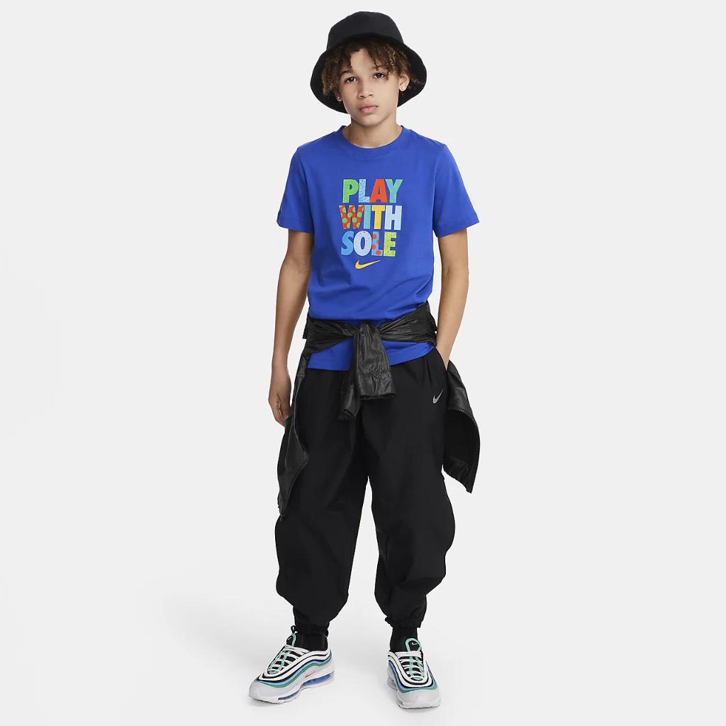 Nike Sportswear Big Kid&#039;s T-Shirt FV5343-480