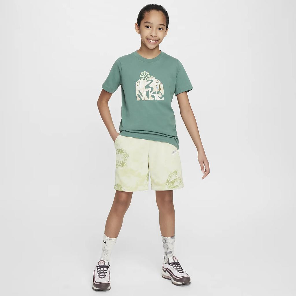 Nike Sportswear Big Kids&#039; T-Shirt FV5350-361