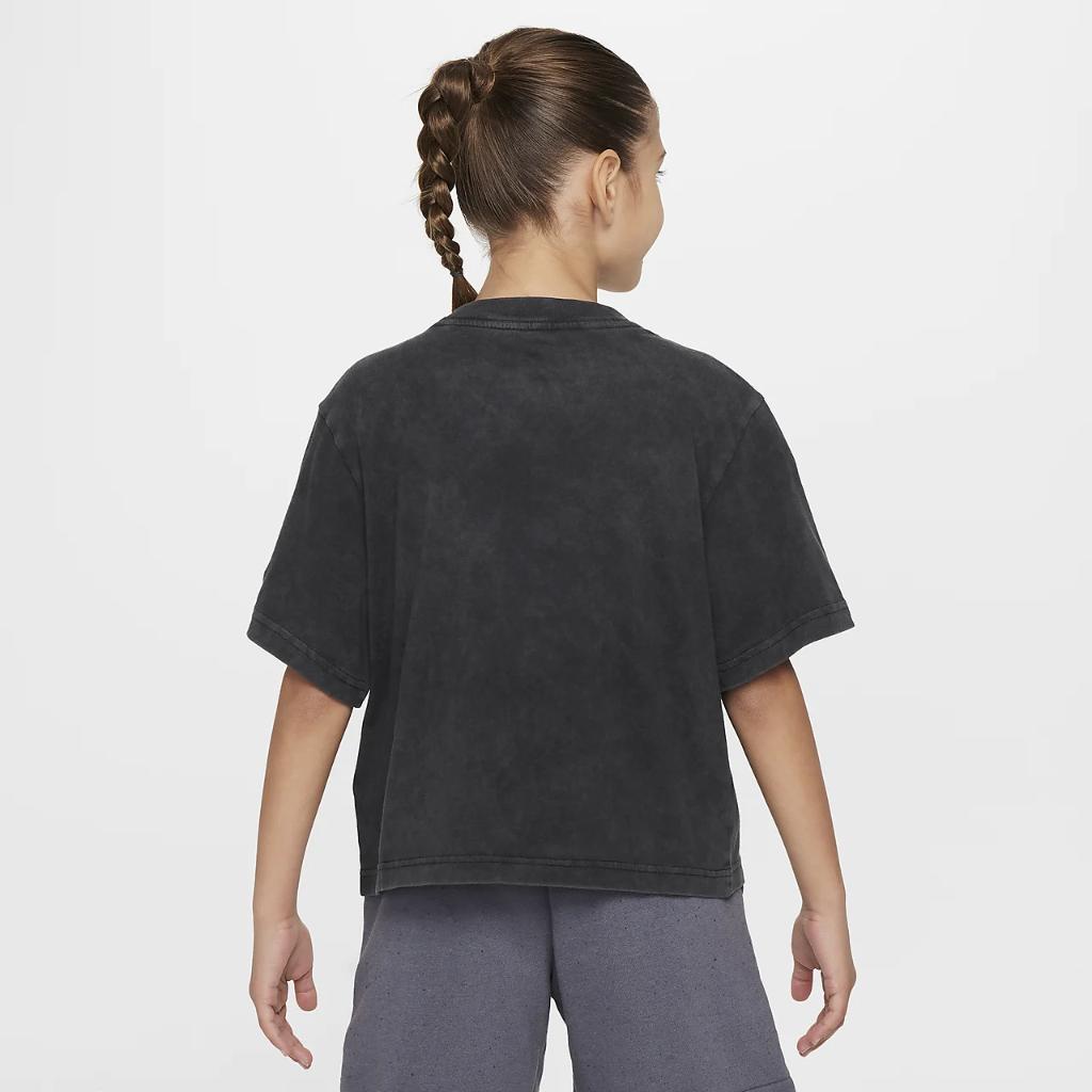 Nike Sportswear Big Kids&#039; (Girls&#039;) T-Shirt FV5494-010