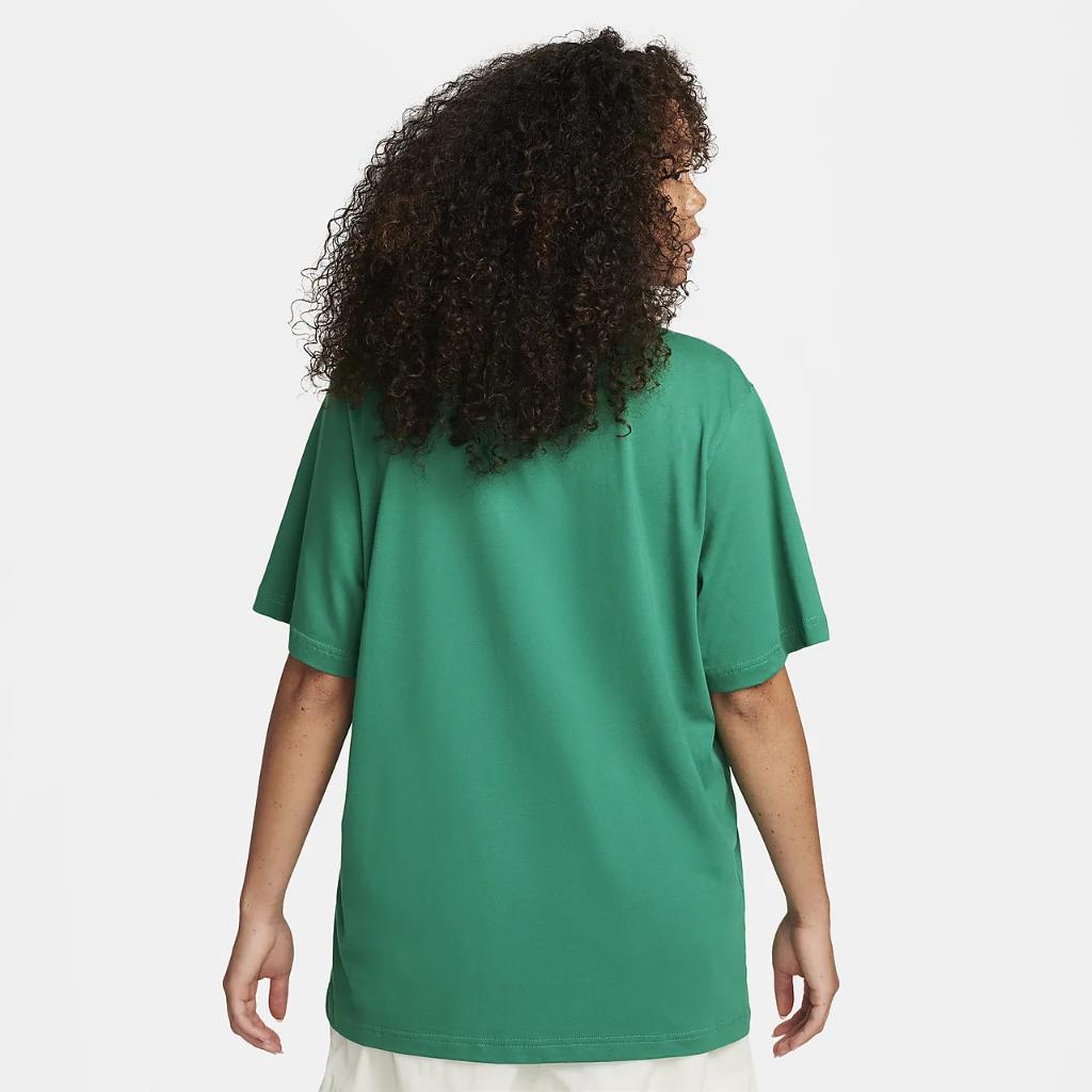 Nike Sportswear Essential Women&#039;s Graphic T-Shirt FV5932-365