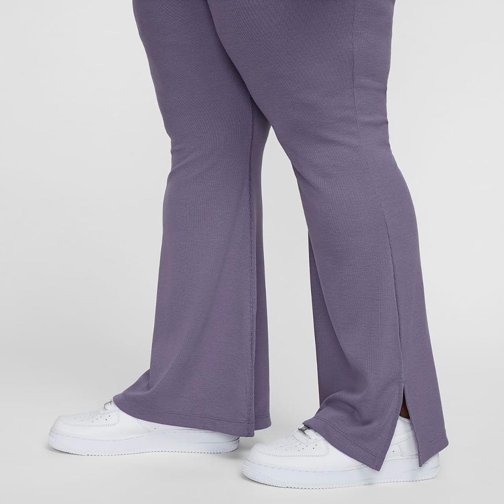 Nike Sportswear Chill Knit Women&#039;s Tight Mini-Rib Flared Leggings (Plus Size) FV8000-509