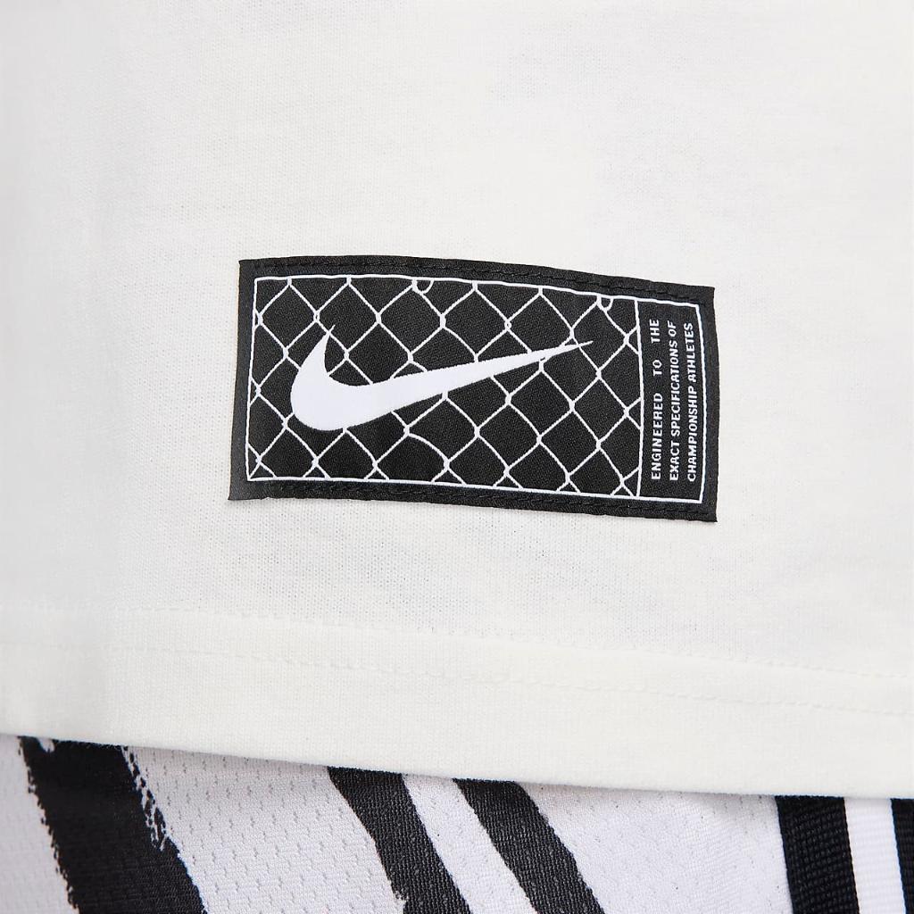 Nike Men&#039;s Max90 Basketball T-Shirt FV8398-133