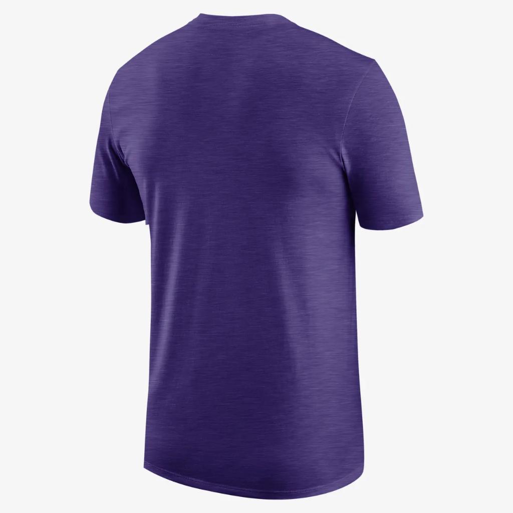 Los Angeles Lakers Essential Club Men&#039;s Nike NBA T-Shirt FV9049-504