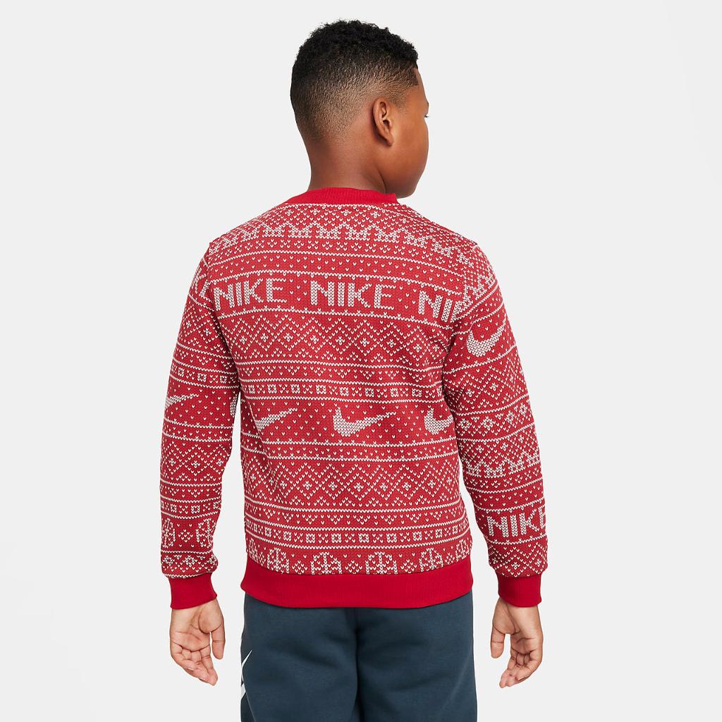 Nike Sportswear Club Fleece Big Kids&#039; Crew-Neck Holiday Sweatshirt FZ2894-687
