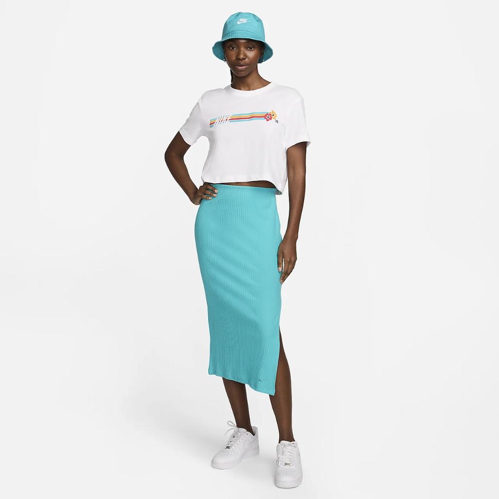 Nike Sportswear Women&#039;s Cropped T-Shirt HF4615-100