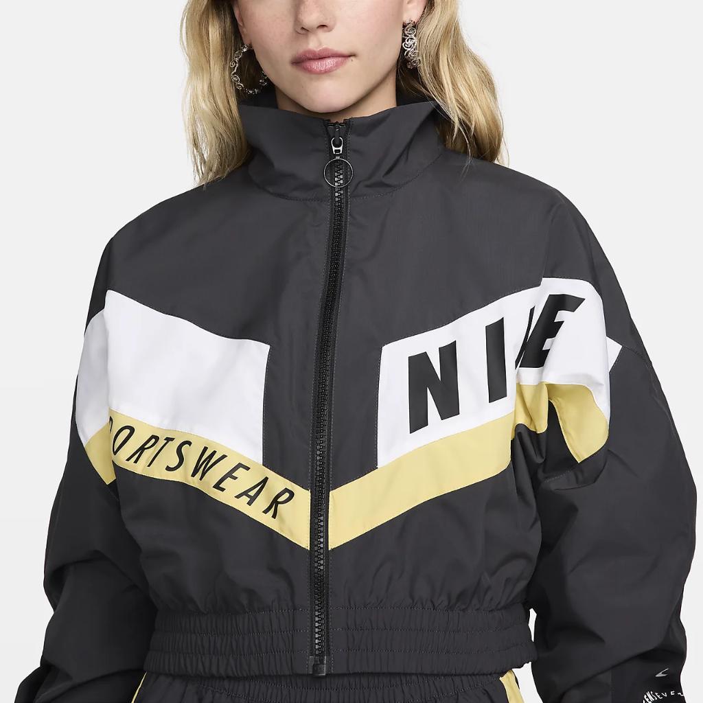 Nike Sportswear Women&#039;s Woven Jacket HF5956-070