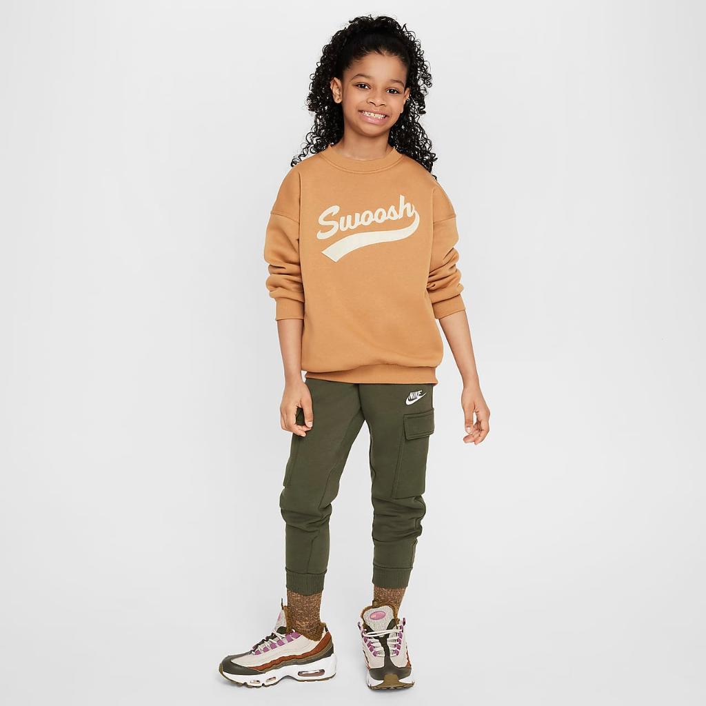 Nike Sportswear Club Fleece Big Kids&#039; (Girls&#039;) Oversized Crew-Neck Sweatshirt HJ6234-201