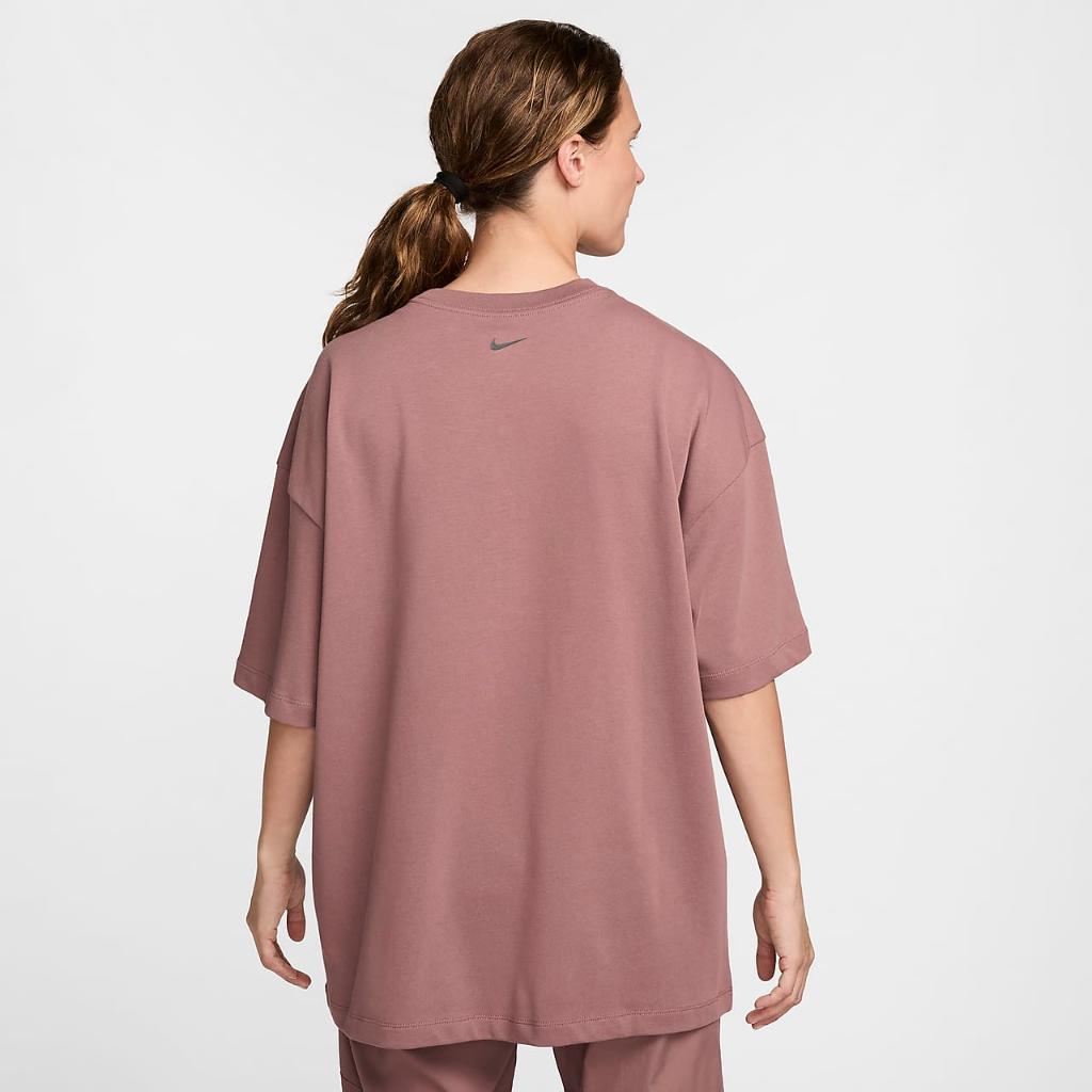 Nike Sportswear Essential Women&#039;s Oversized T-Shirt HJ6527-208
