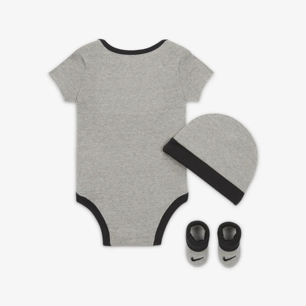 Nike Baby (0-6M) Bodysuit, Hat and Booties Box Set LN0072-G0E