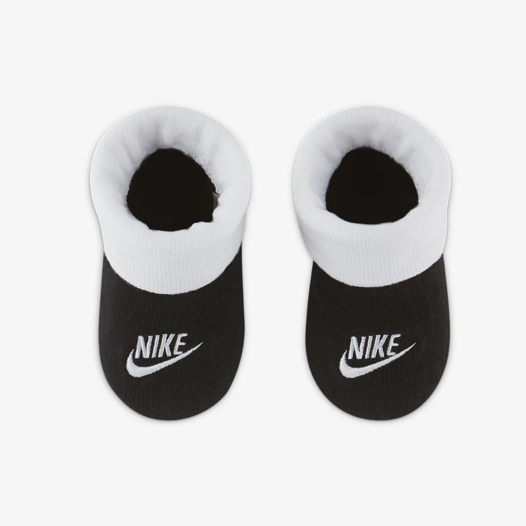 Nike Baby (0-6M) Bib and Booties Set LN0410-023
