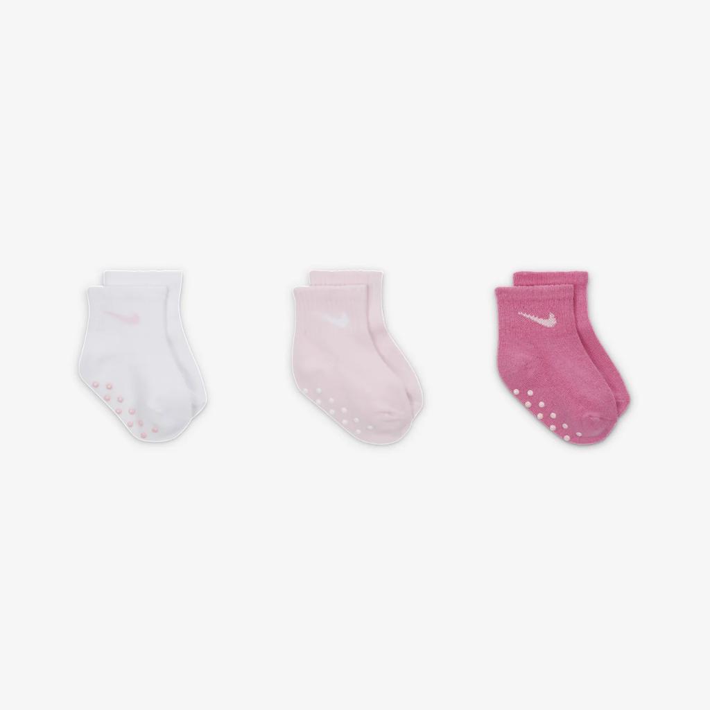 Nike Baby (6-12M) Gripper Ankle Socks (3 Pairs) MN0053-I0A