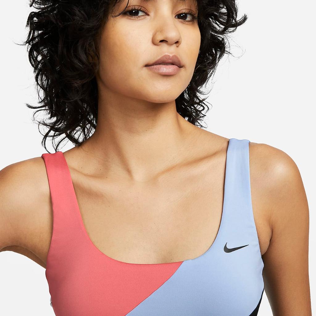 Nike Women&#039;s Scoop-Neck Swim Tankini NESSD326-001