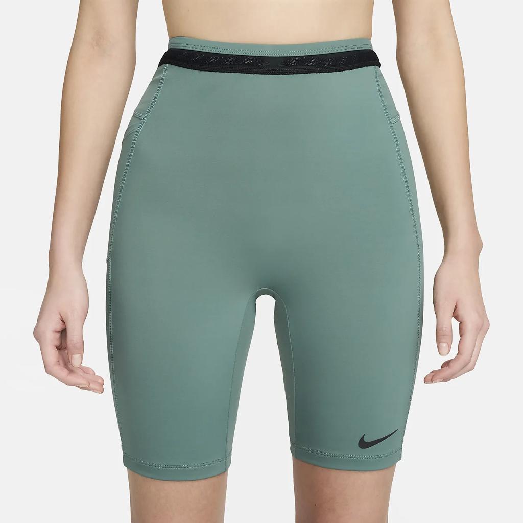 Nike Swim Hydralock Fusion Women&#039;s 9&quot; Kick Shorts NESSE167-302