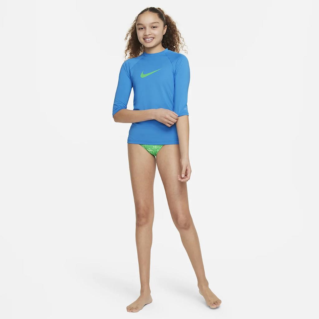 Nike Swim Big Kids&#039; (Girls&#039;) Short-Sleeve Hydroguard NESSE740-458