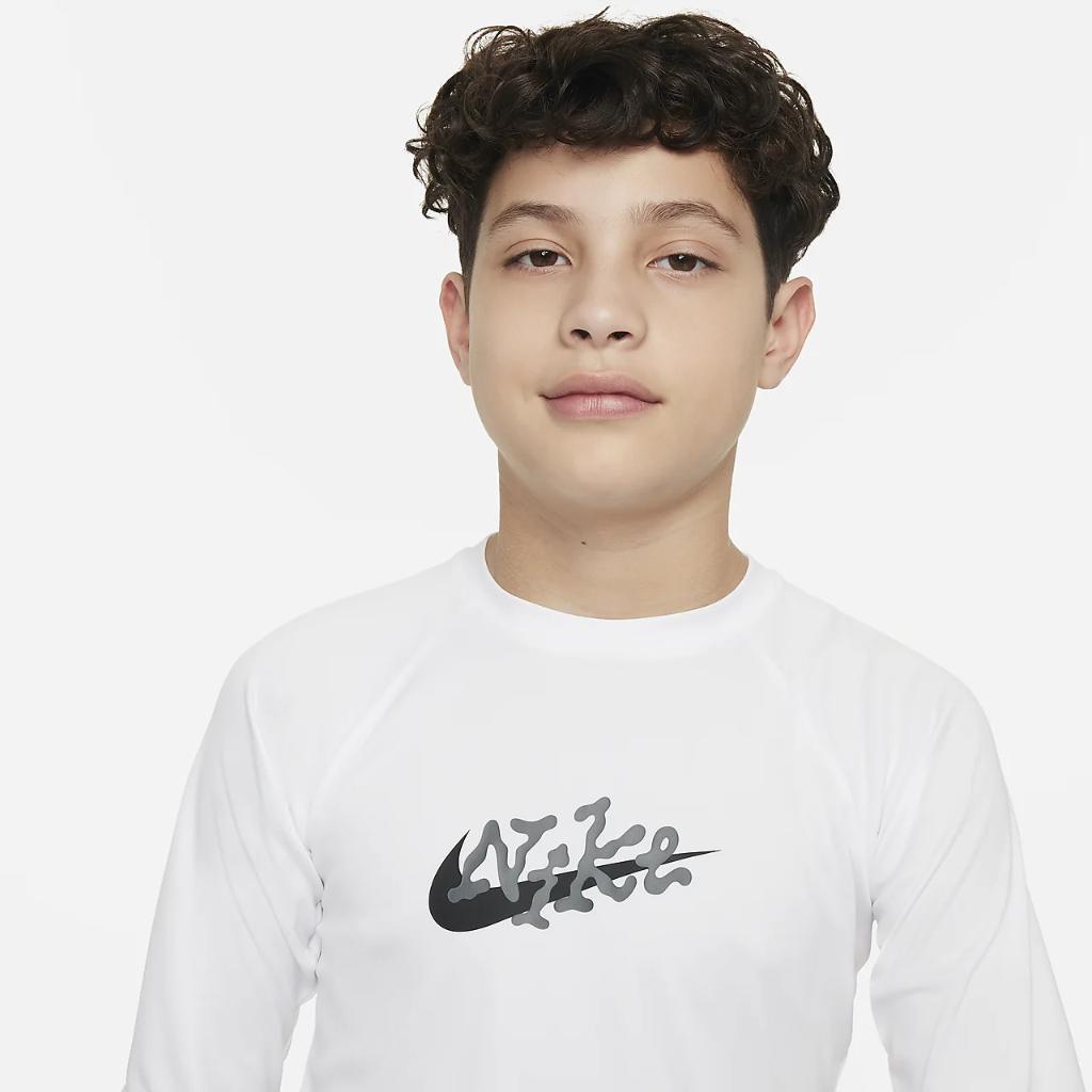 Nike Swim Scribble Big Kids&#039; (Boys&#039;) Short-Sleeve Hydroguard NESSE830-100