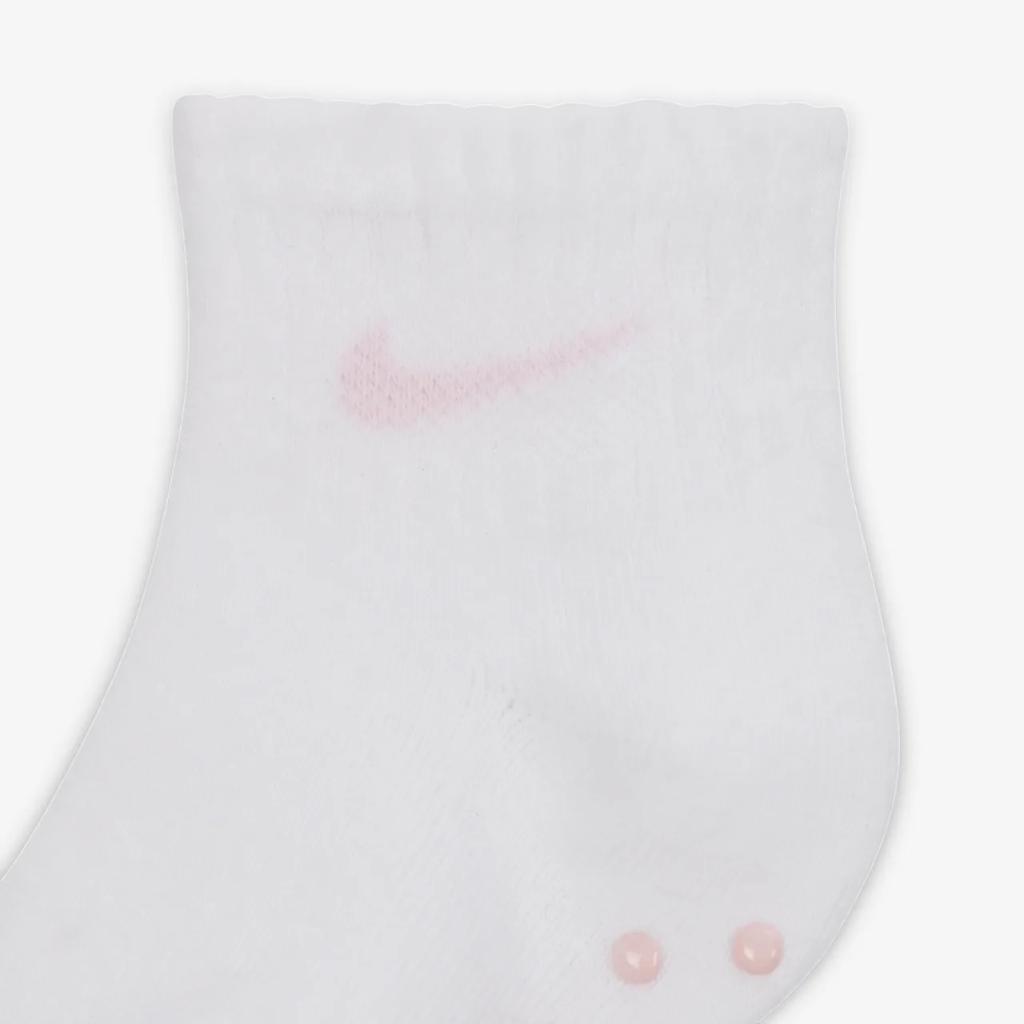 Nike Core Swoosh Baby (12-24M) Ankle Gripper Socks Box Set (3 Pairs) NN0053-I0A
