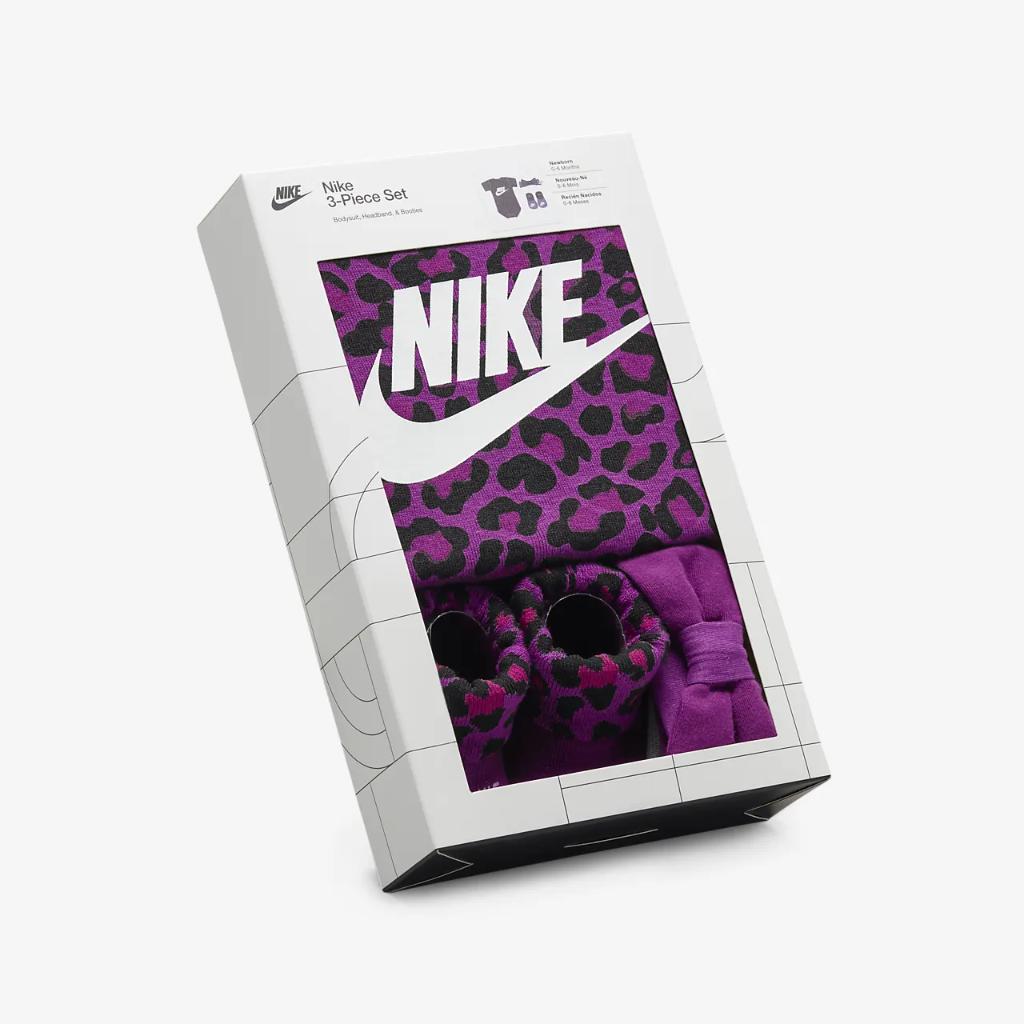 Nike Mini Me 3-Piece Box Set Baby Set NN0880-P98